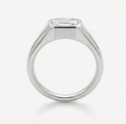 Signet Diamond White Colour