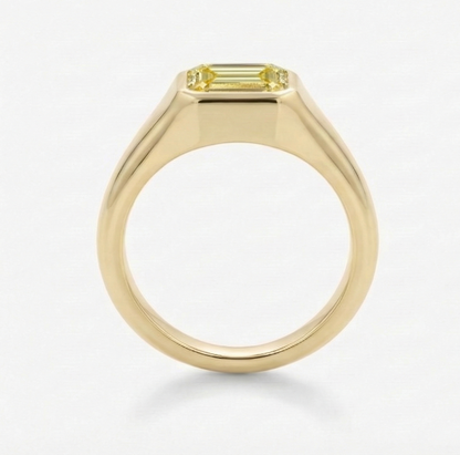 Signet Diamond Yellow Colour