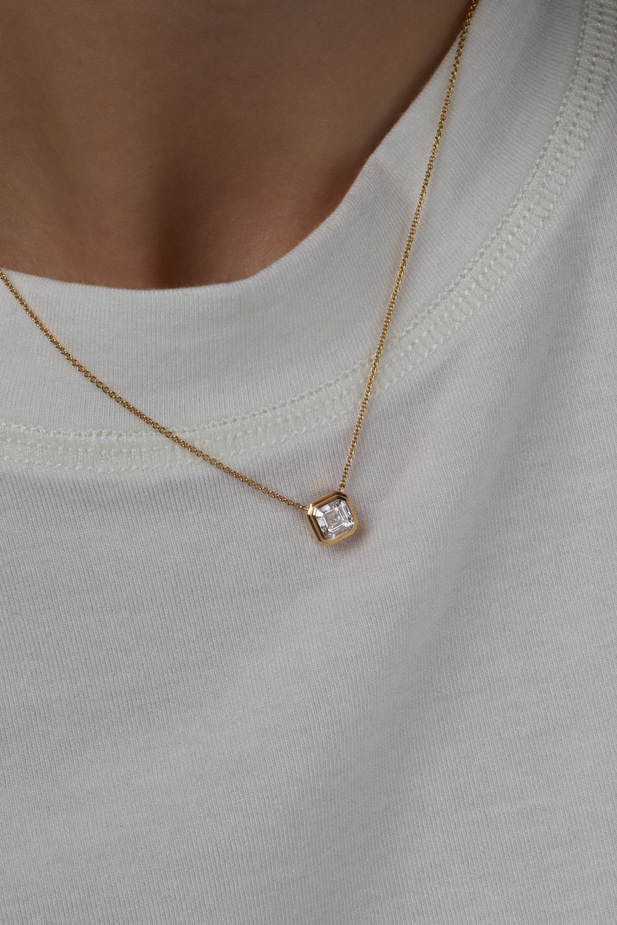 AHONA ASSCHER Pendant