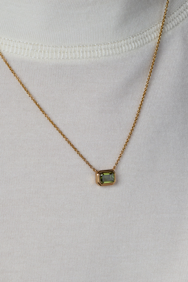 AHONA GREEN EMERALD Pendant
