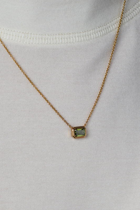 AHONA GREEN EMERALD Pendant