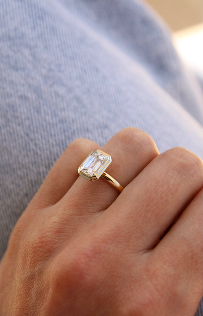 AHONA EMERALD BEZEL SOLITAIRE