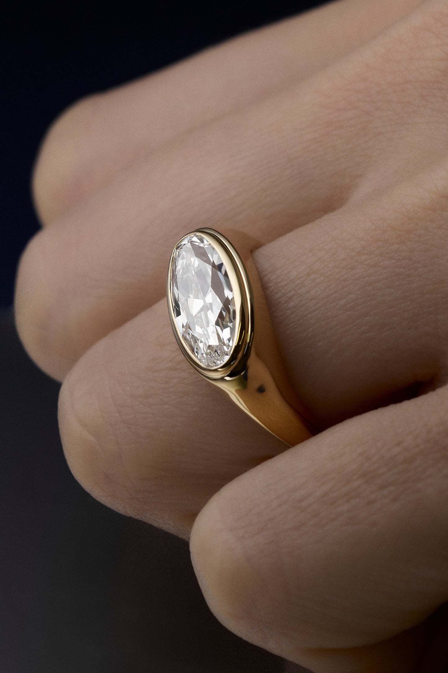 AHONA SIGNET