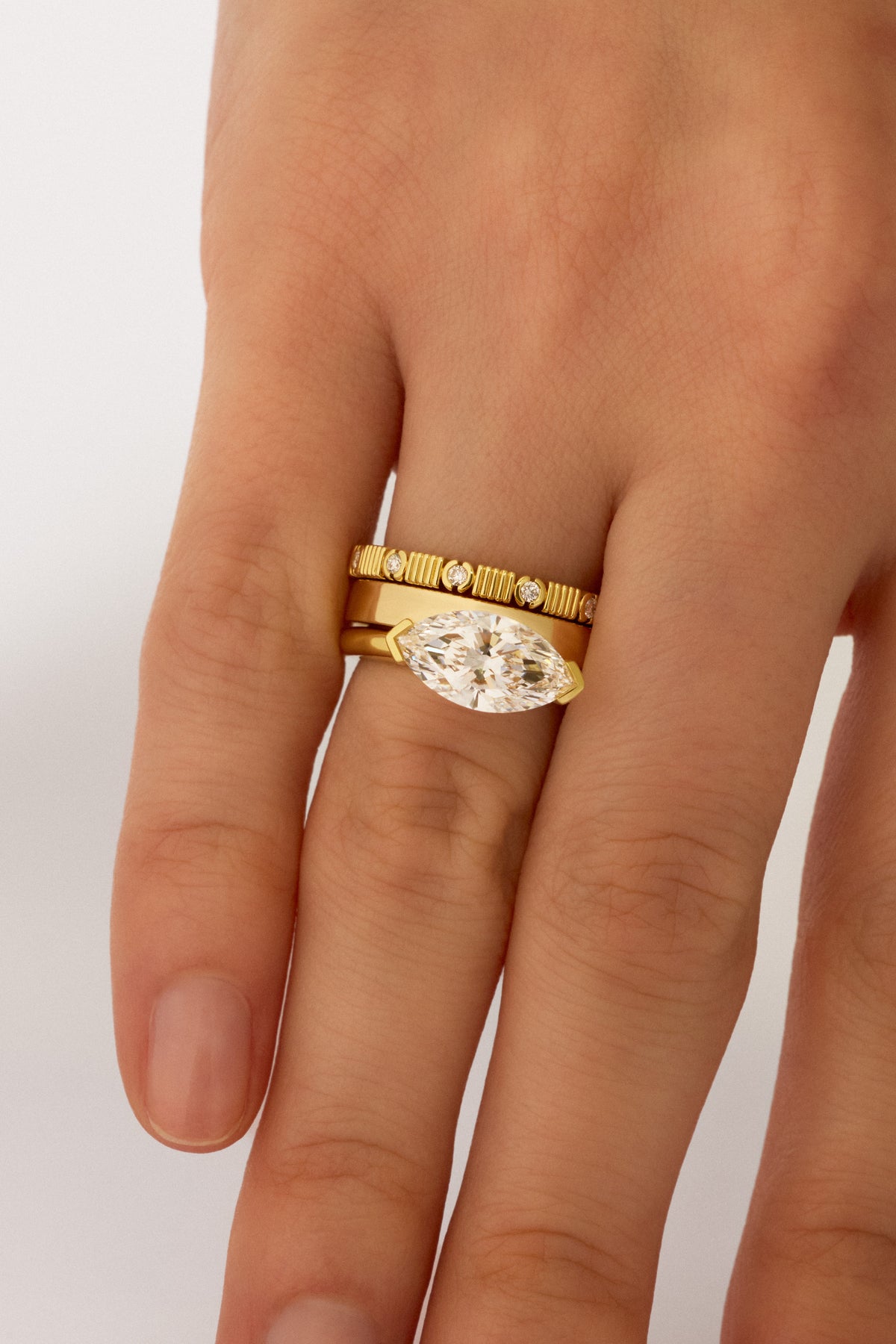MARQUISE SEMI BEZEL SOLITAIRE
