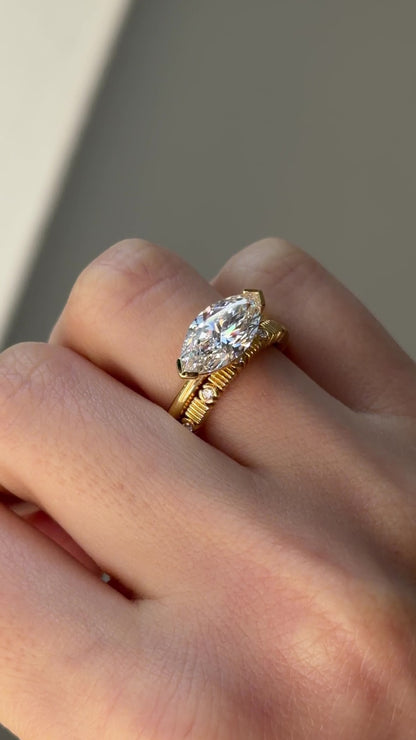 MARQUISE SEMI BEZEL SOLITAIRE